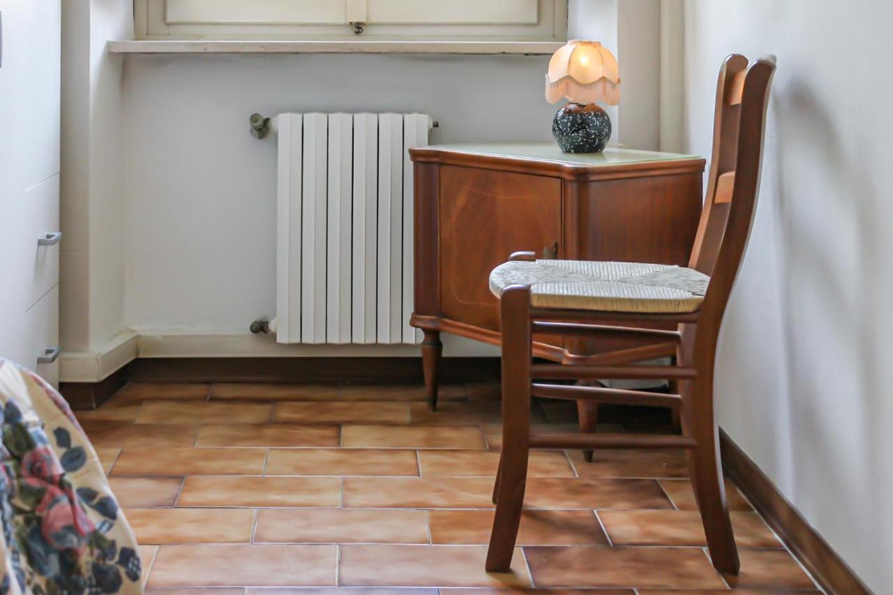 Appartamento Santa Chiara - Affitti Brevi Italia Lukka Zewnętrze zdjęcie